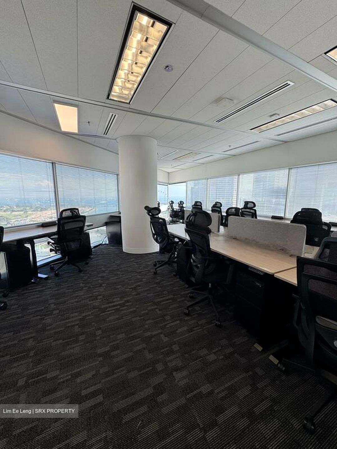 Gateway East (D7), Office #500548571